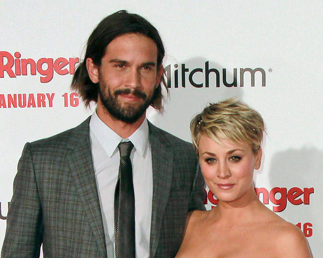 Kaley Cuoco & Ryan Sweeting To Divorce After Only 21 Months Of Marriage(02)