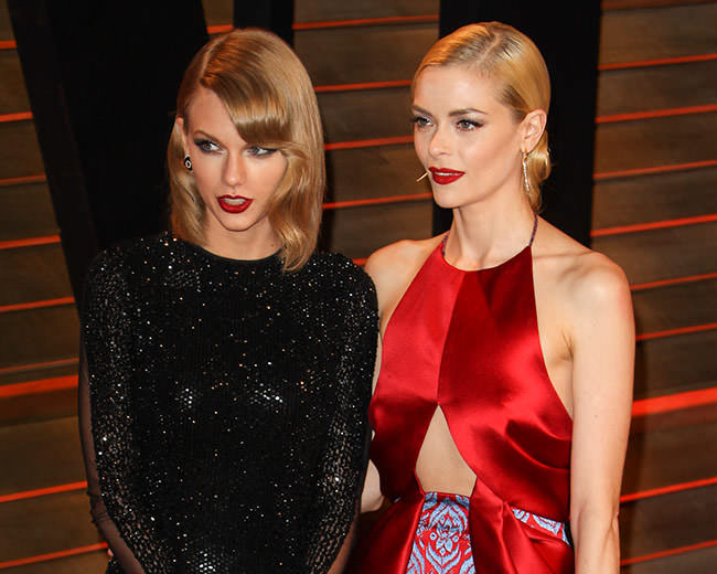 The Godmother Taylor Swift’s Important Role In Jaime King’s Life(02)